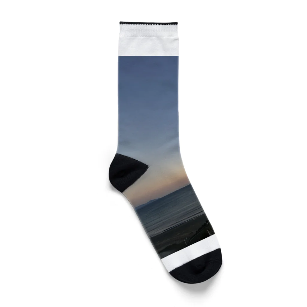 syo tam Enaのただの夕方の海 Socks