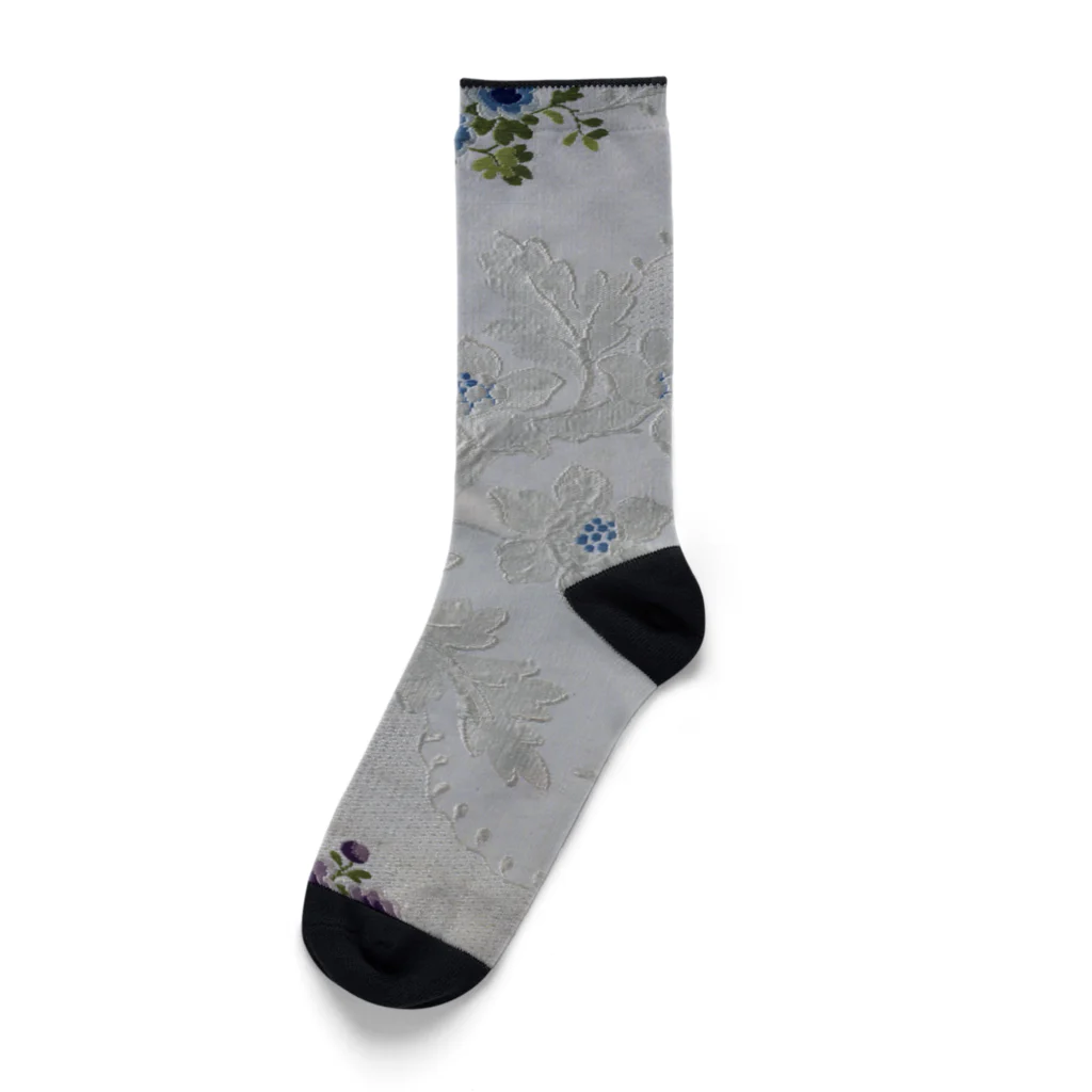 PALA's SHOP　cool、シュール、古風、和風、の花の刺しゅう模様 Socks