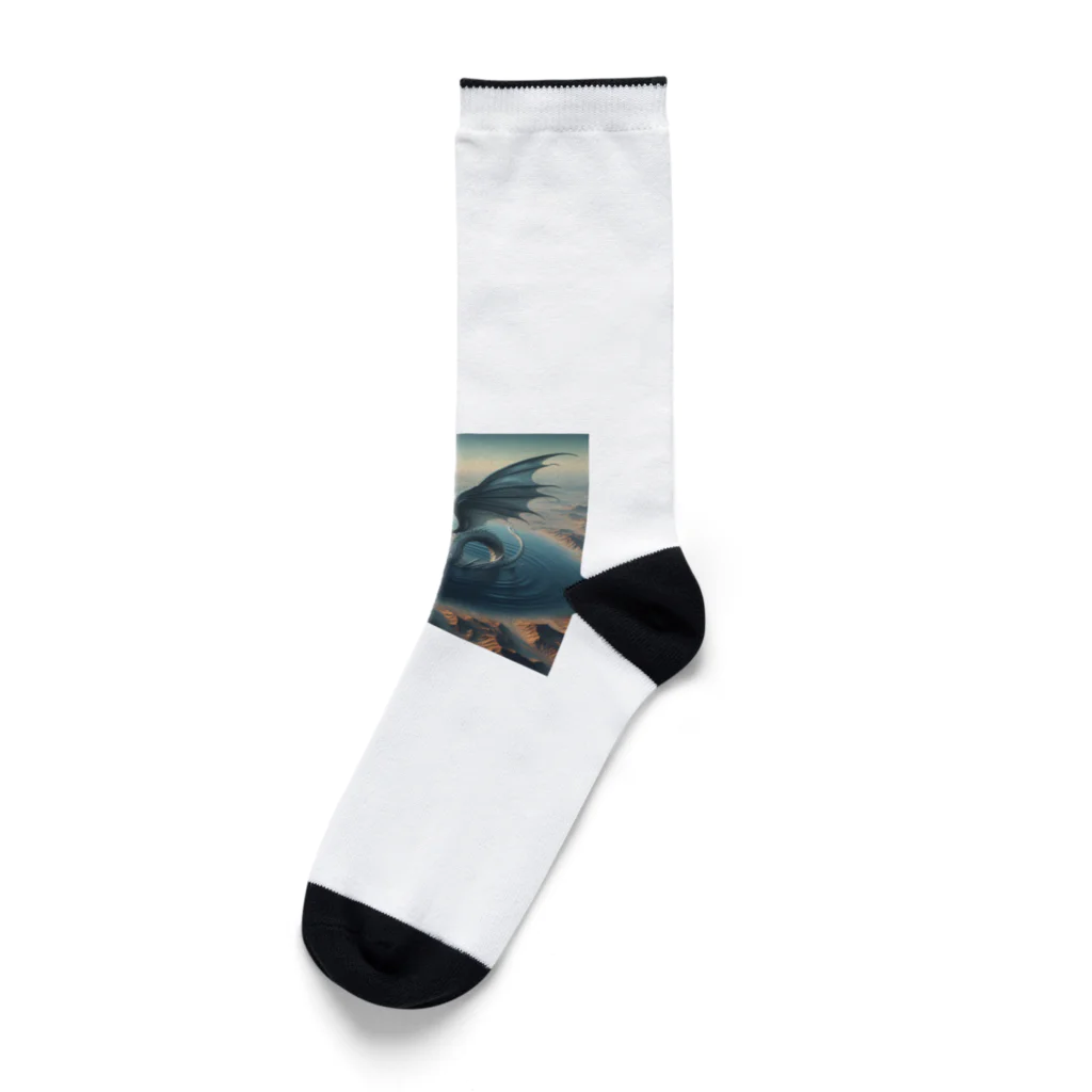 comati12の幻想的な銀龍 Socks