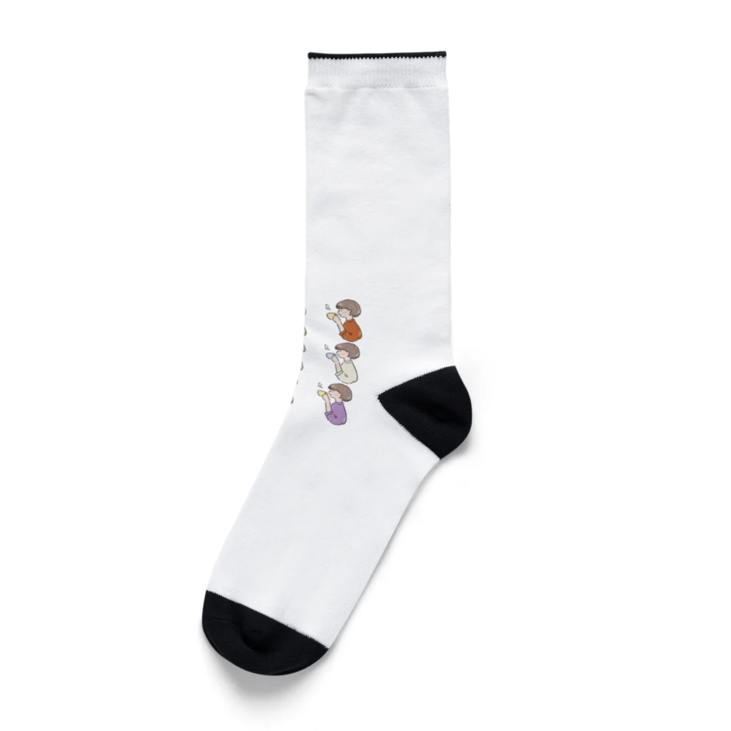 Sakikoのほっとひと息つく女の子　オール Socks