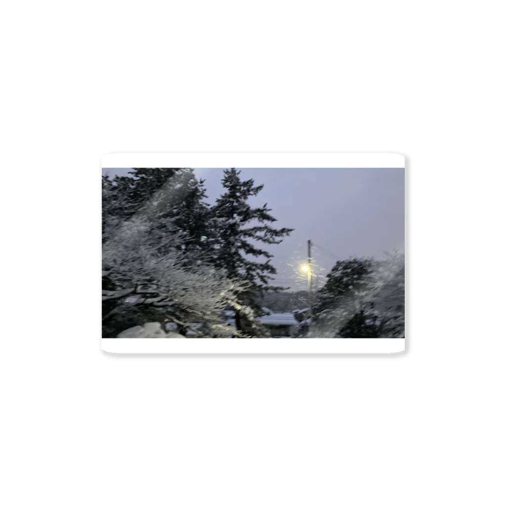 ニコ…🦆の山と雪と光　冬version ステッカー