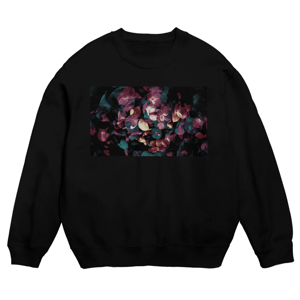 シロクロカラスの六月は憂鬱 Crew Neck Sweatshirt