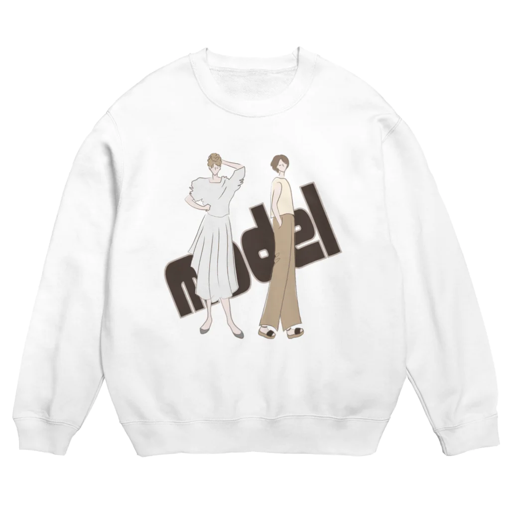 sari'sのmodel Crew Neck Sweatshirt