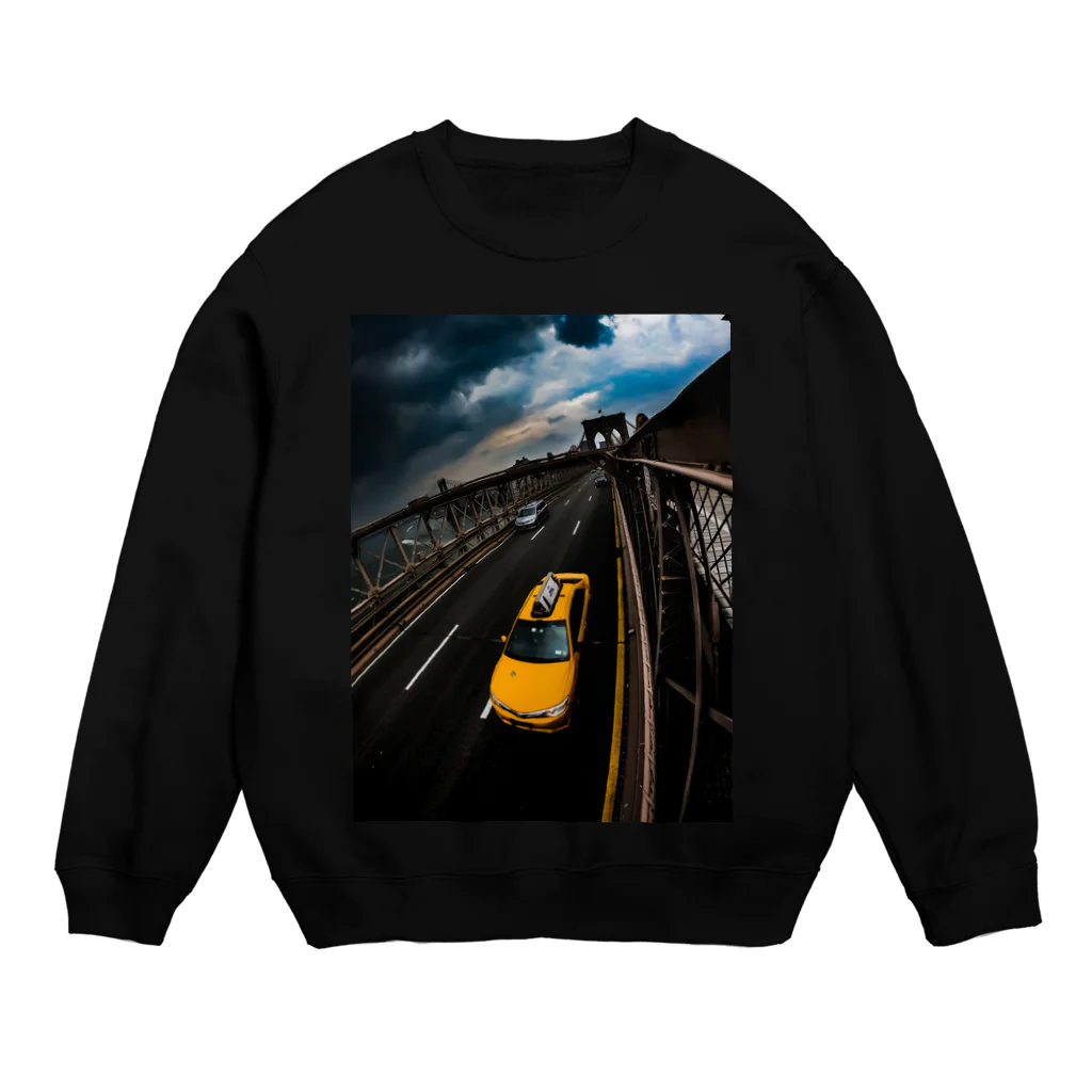 T-shopのBrooklyn Bridge Crew Neck Sweatshirt