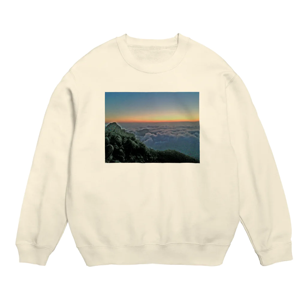 BjjBa4の夜明け前 雲海 Crew Neck Sweatshirt