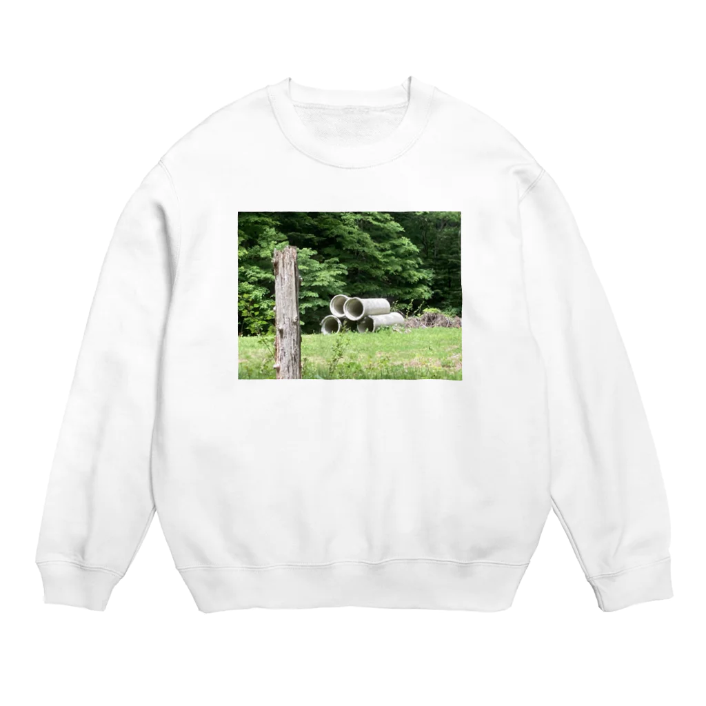 口のド○えもんでしか見たことないやつ Crew Neck Sweatshirt