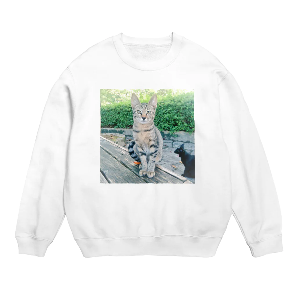 juke and playsのこっちみるわ Crew Neck Sweatshirt