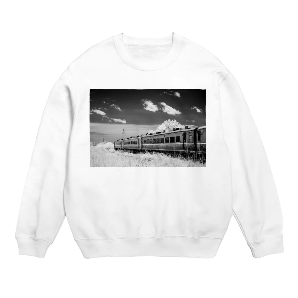 Second_Life_of_Railwaysの元夜行急行はまなす用の14系客車はタイの田舎の駅で朽ちてゆく Crew Neck Sweatshirt