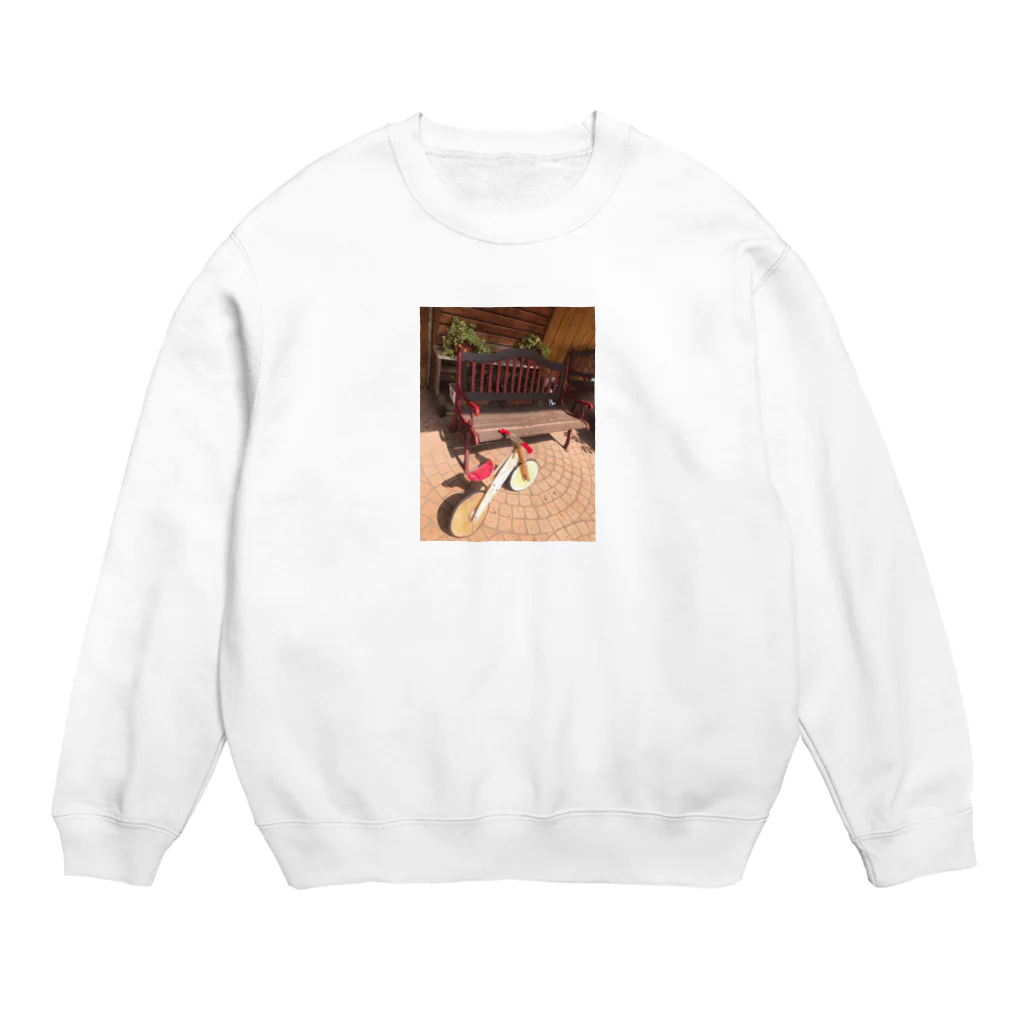 ロングスローをする人のyoppy Crew Neck Sweatshirt