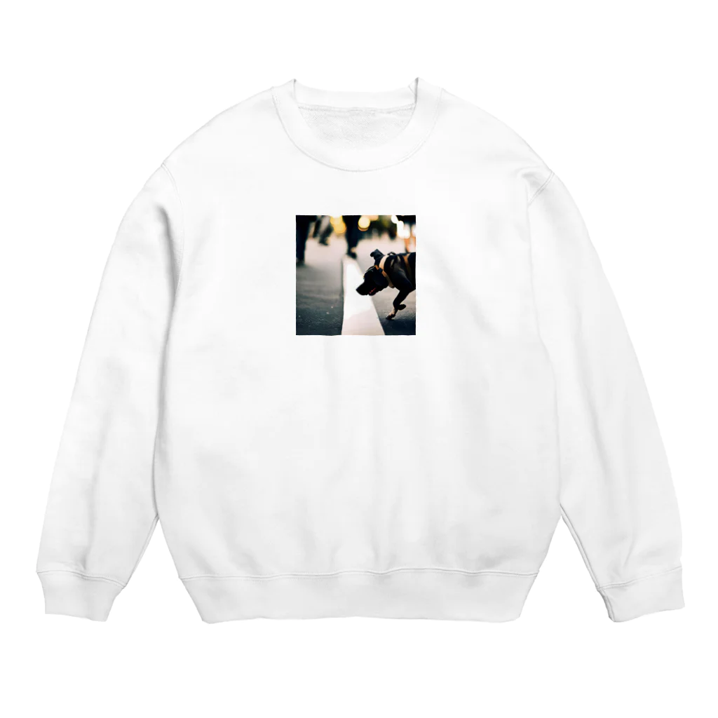 Cloretsの散歩中の犬のグッズ Crew Neck Sweatshirt