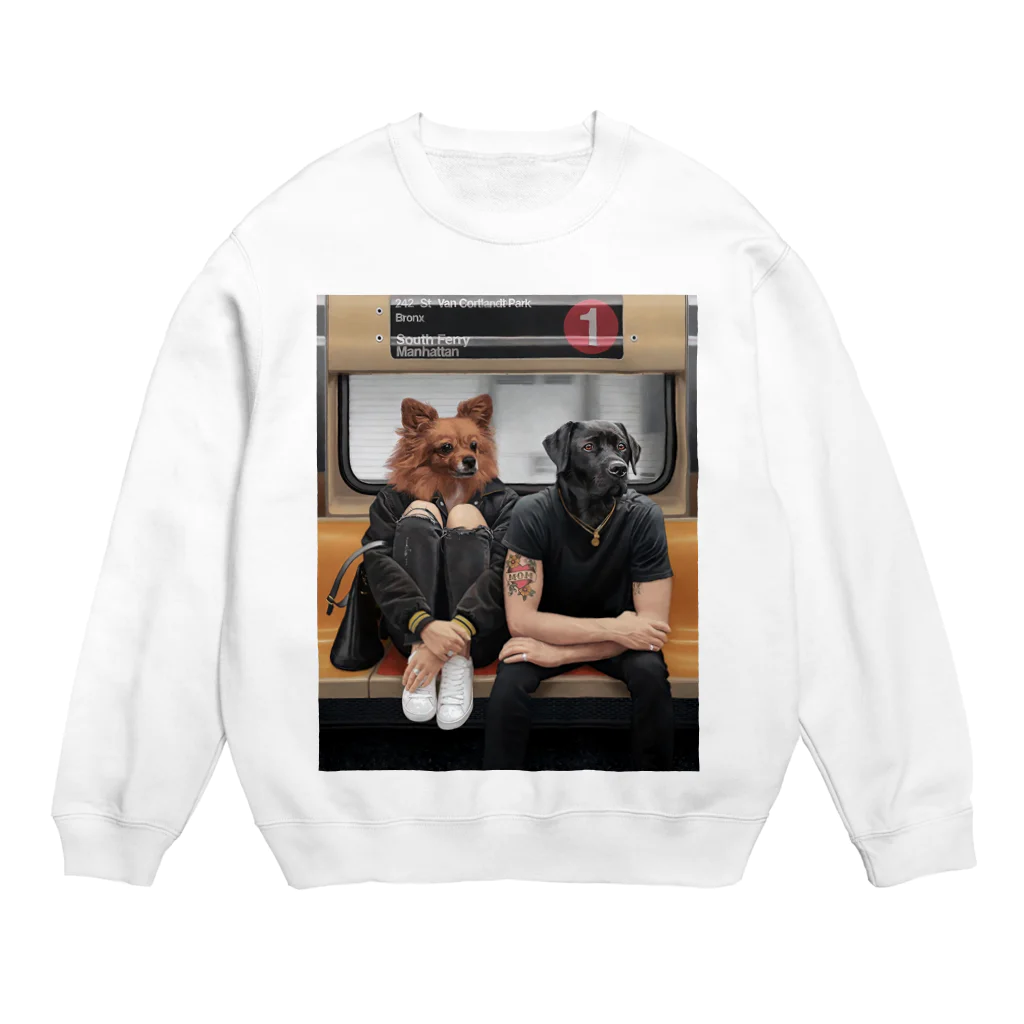 Mottan‘s Art Goods Shopの地下鉄の乗る　犬のカップル Crew Neck Sweatshirt