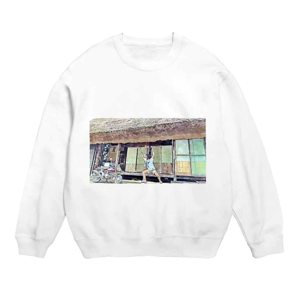 てんてけてんのバイクに威嚇する男 Crew Neck Sweatshirt