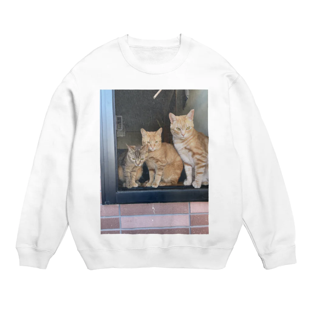 ANAROGUの出窓で飼い主帰るを待つ猫たち Crew Neck Sweatshirt