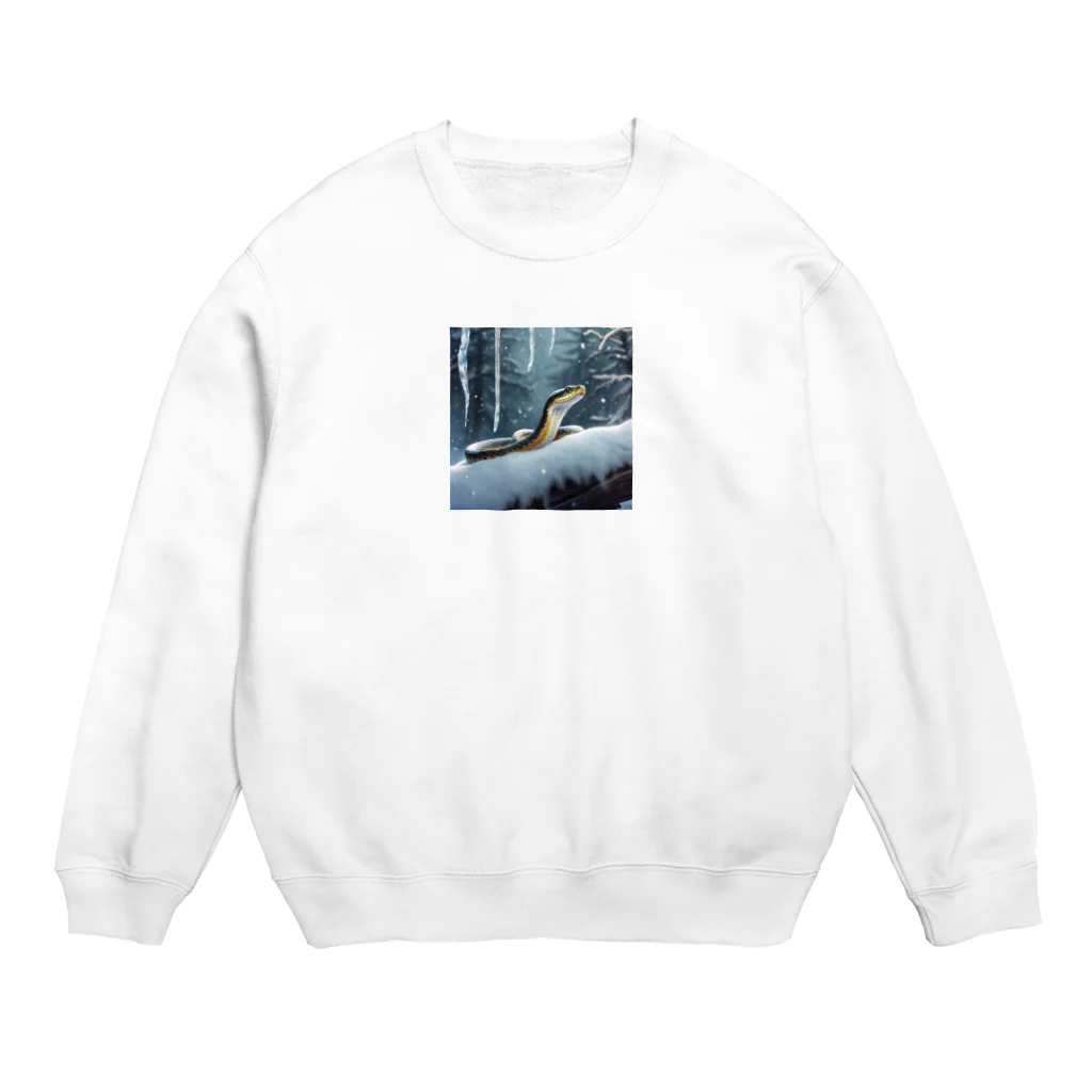 Sunbathingの寒風に揺れる樹氷を見上げて感嘆する喜んでいる蛇 Crew Neck Sweatshirt