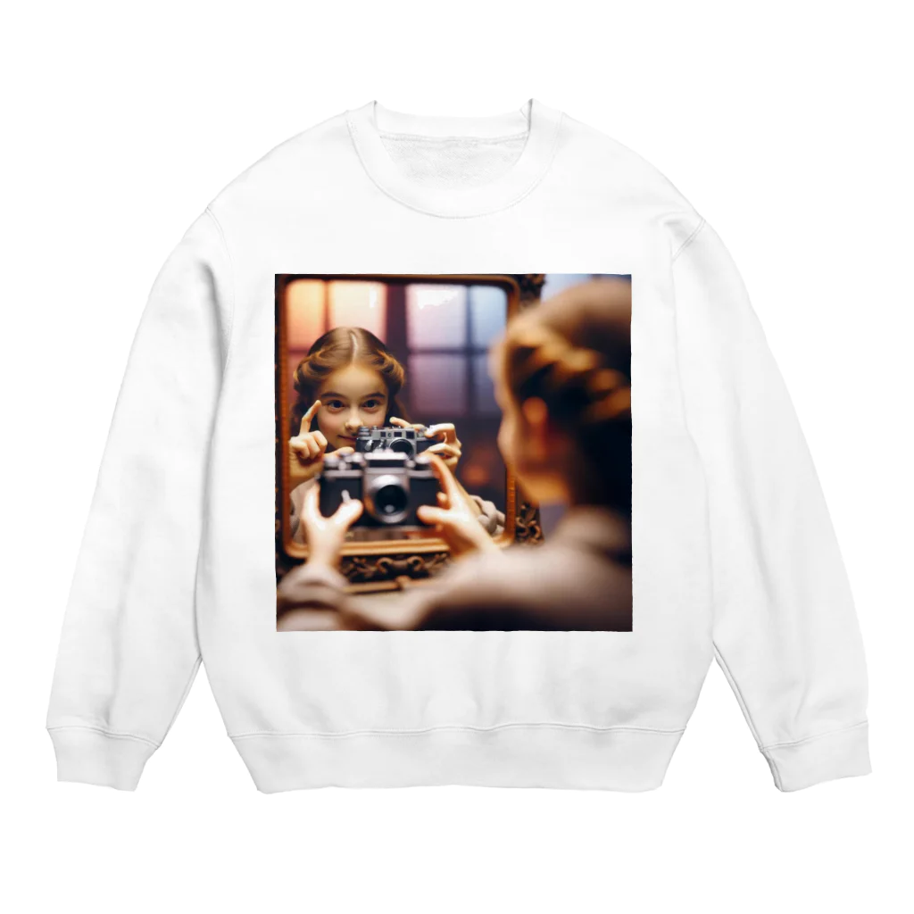 AI間違い探しの鏡に映ったカメラを構えた女の子 Crew Neck Sweatshirt