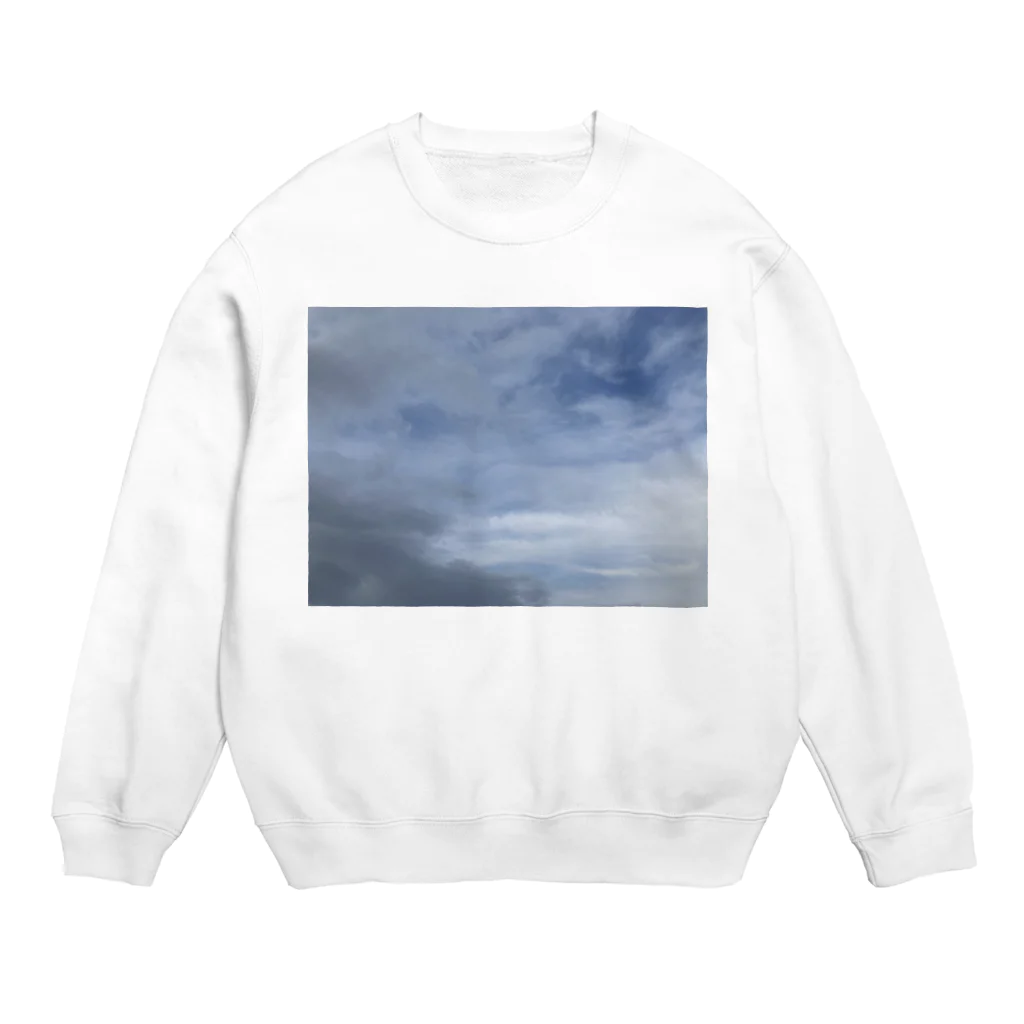 そらの4月16日　吹き荒れる風と雲 Crew Neck Sweatshirt