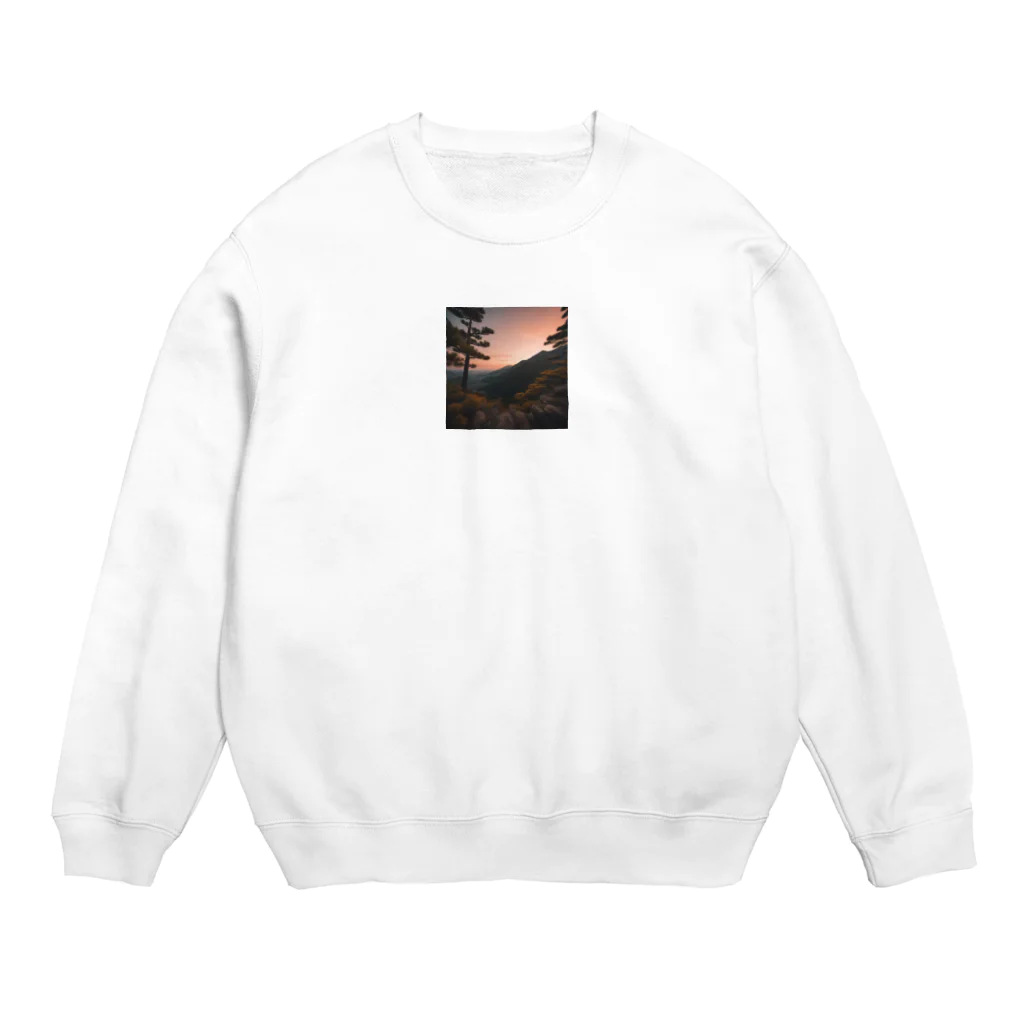 chachamaaruの夕陽が山々にそそぐ美しい光 Crew Neck Sweatshirt