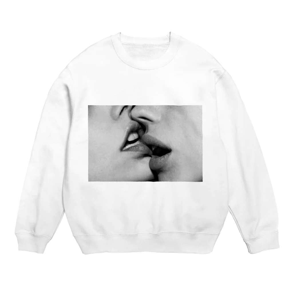 shioriのKISS Crew Neck Sweatshirt