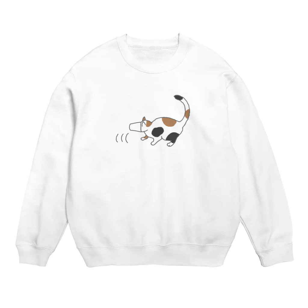 ざわ屋の紙コップから頭が抜けず後ずさりする猫 Crew Neck Sweatshirt