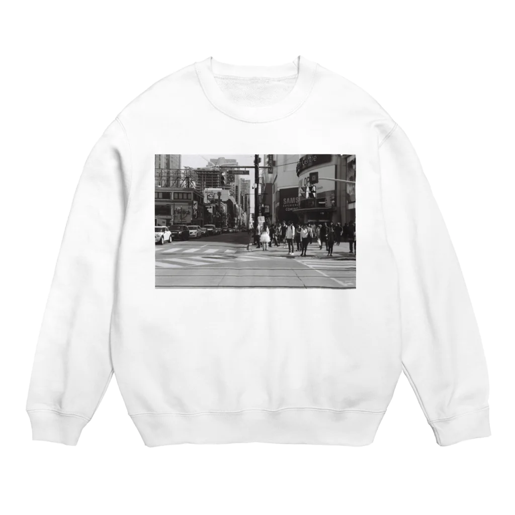 P stock の街角の花嫁さん Crew Neck Sweatshirt