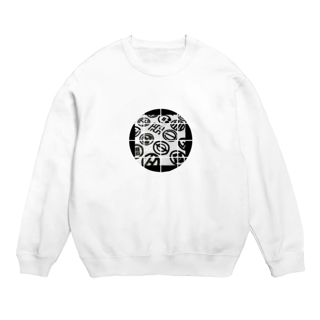 atton girlのatton girl Crew Neck Sweatshirt