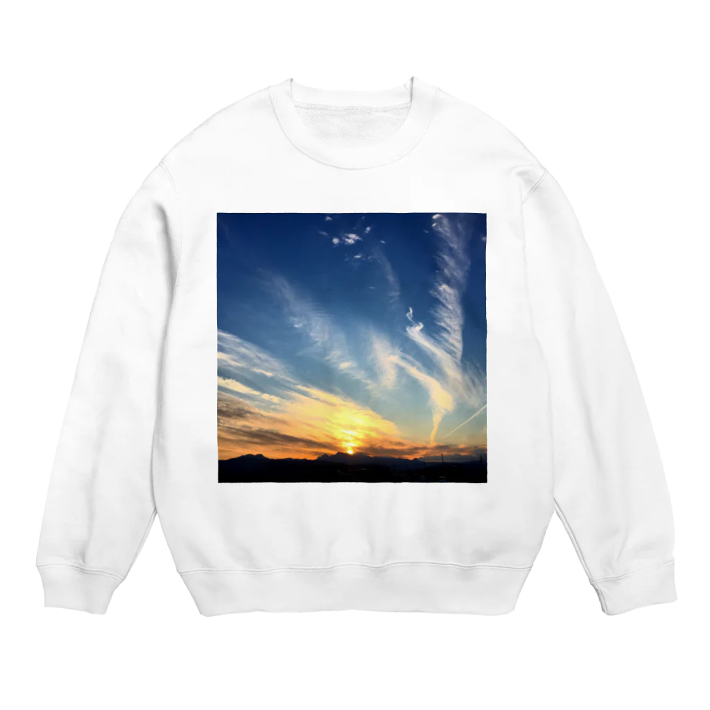 GOHANNDESUYOの夕焼け小焼け Crew Neck Sweatshirt