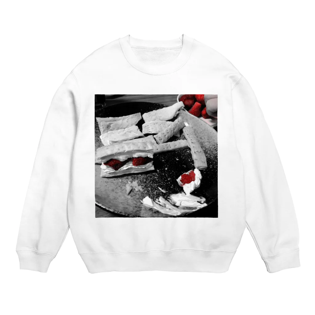 nikuiineの苺のミルフィーユ Crew Neck Sweatshirt