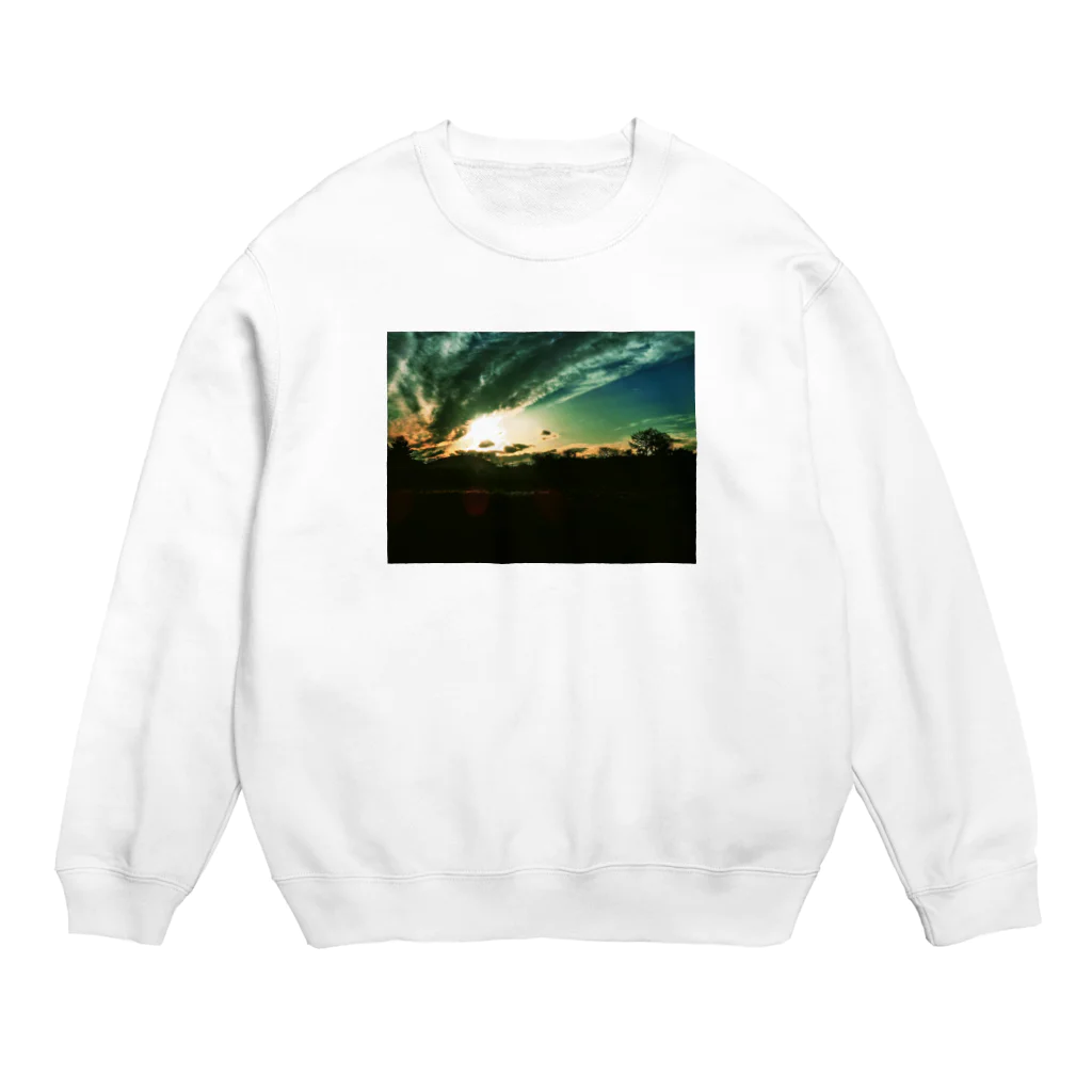 SHOPマニャガハの変わる空、変わる雲 Crew Neck Sweatshirt