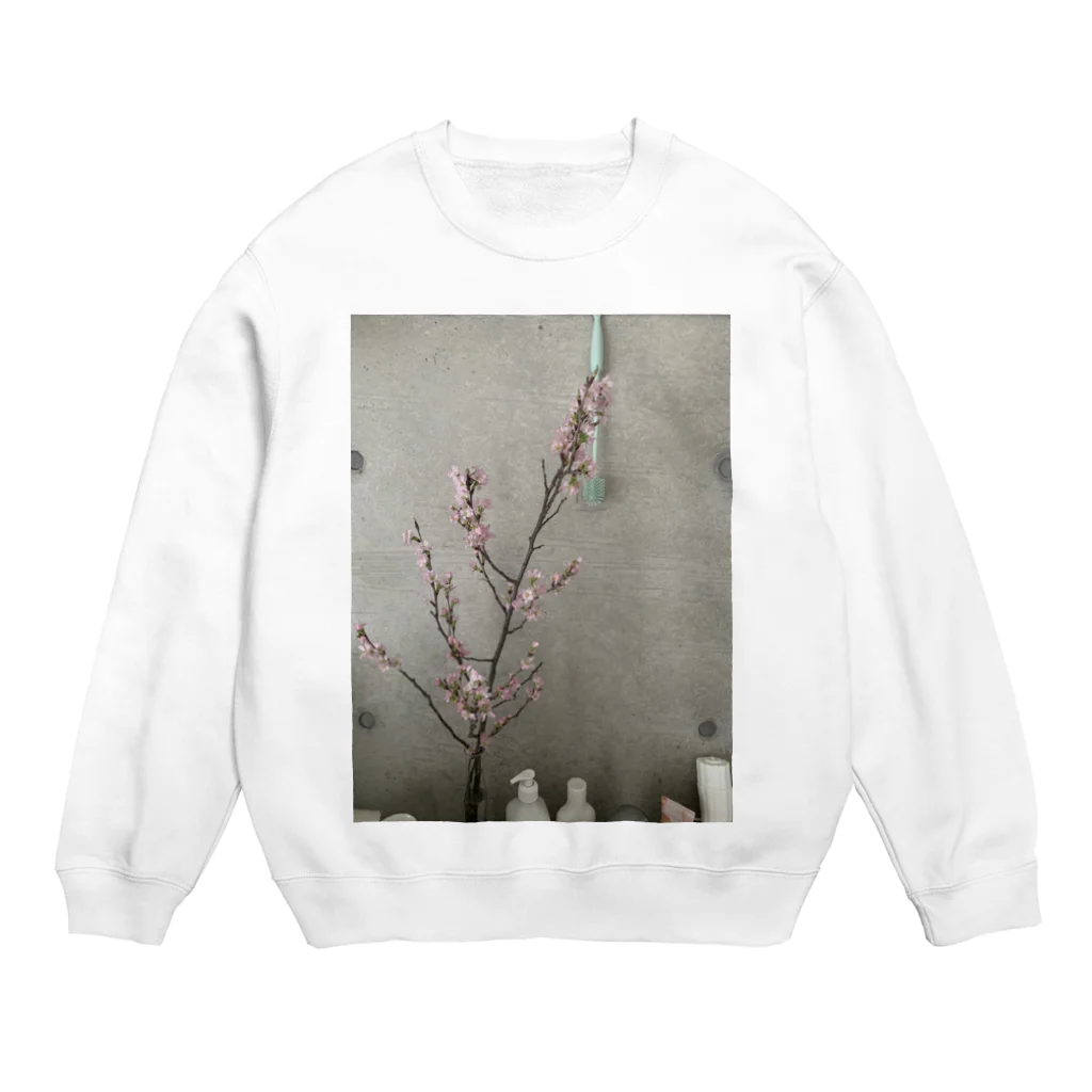 moeのあの日の桜 Crew Neck Sweatshirt