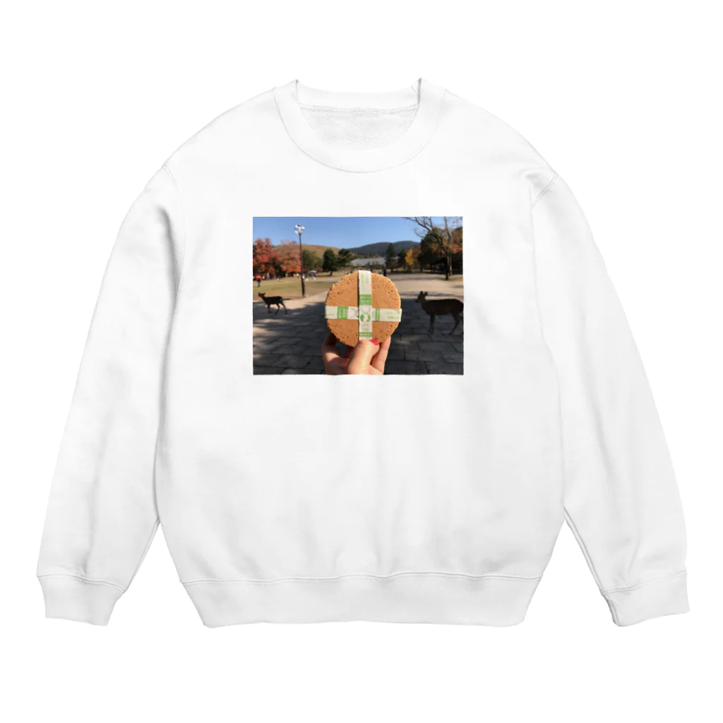 papipuの鹿(せんべい) Crew Neck Sweatshirt