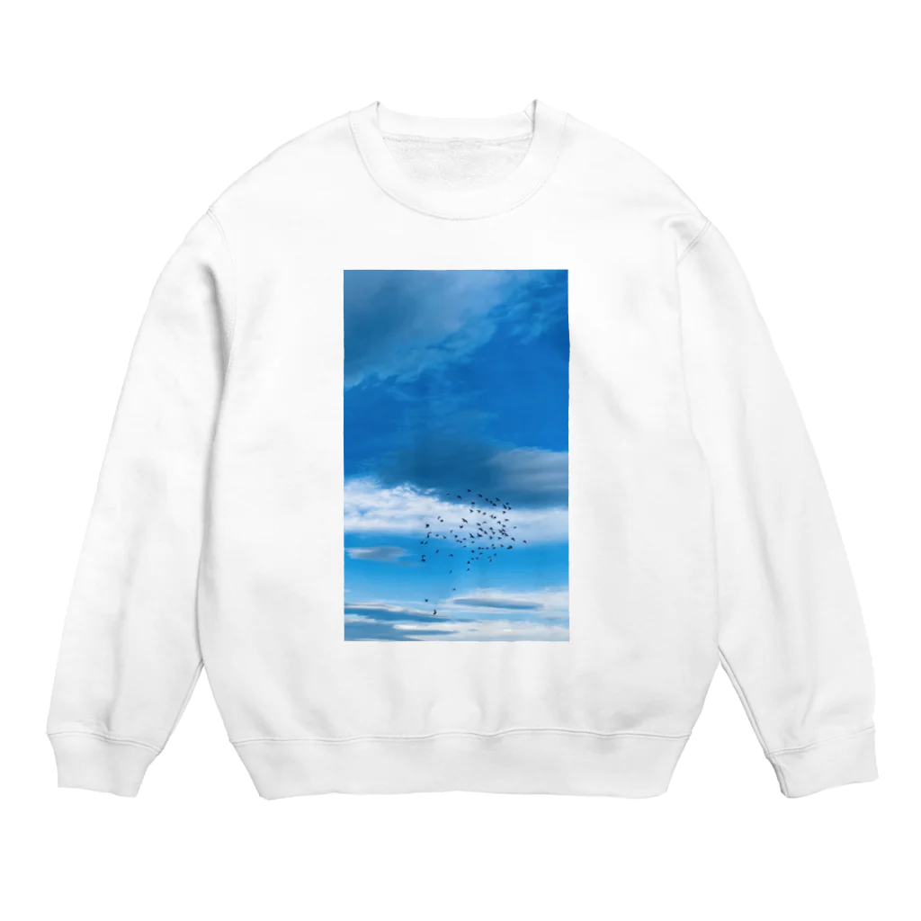 いつかの景色の出会いの空と鳥の群れ Crew Neck Sweatshirt