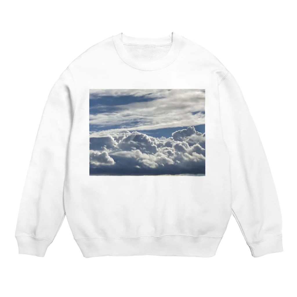 天使のいる街の雨が止んだ秋の空 Crew Neck Sweatshirt