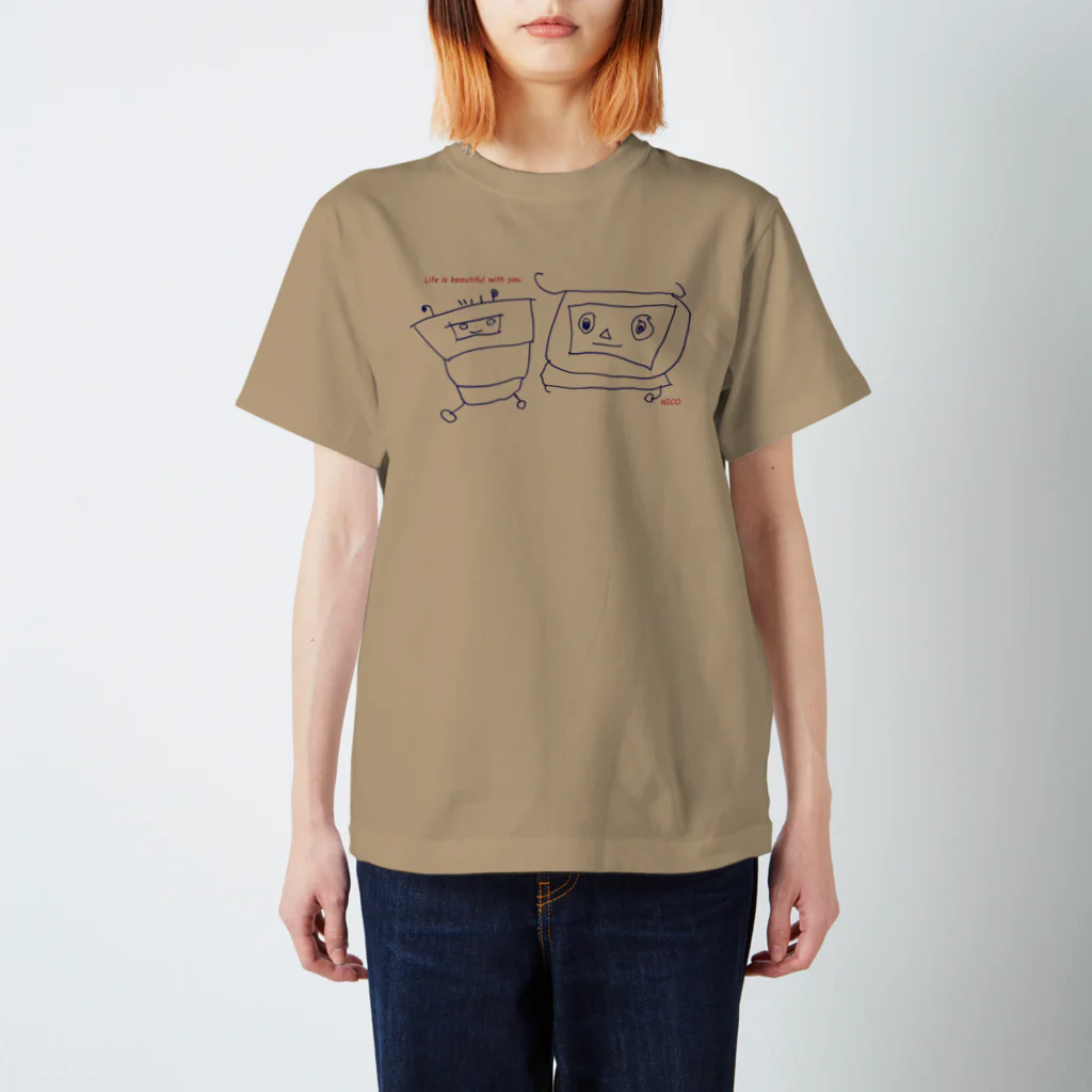 ダウン症のあるニコ（７歳）のさくひんのニコロボフレンズ スタンダードTシャツ