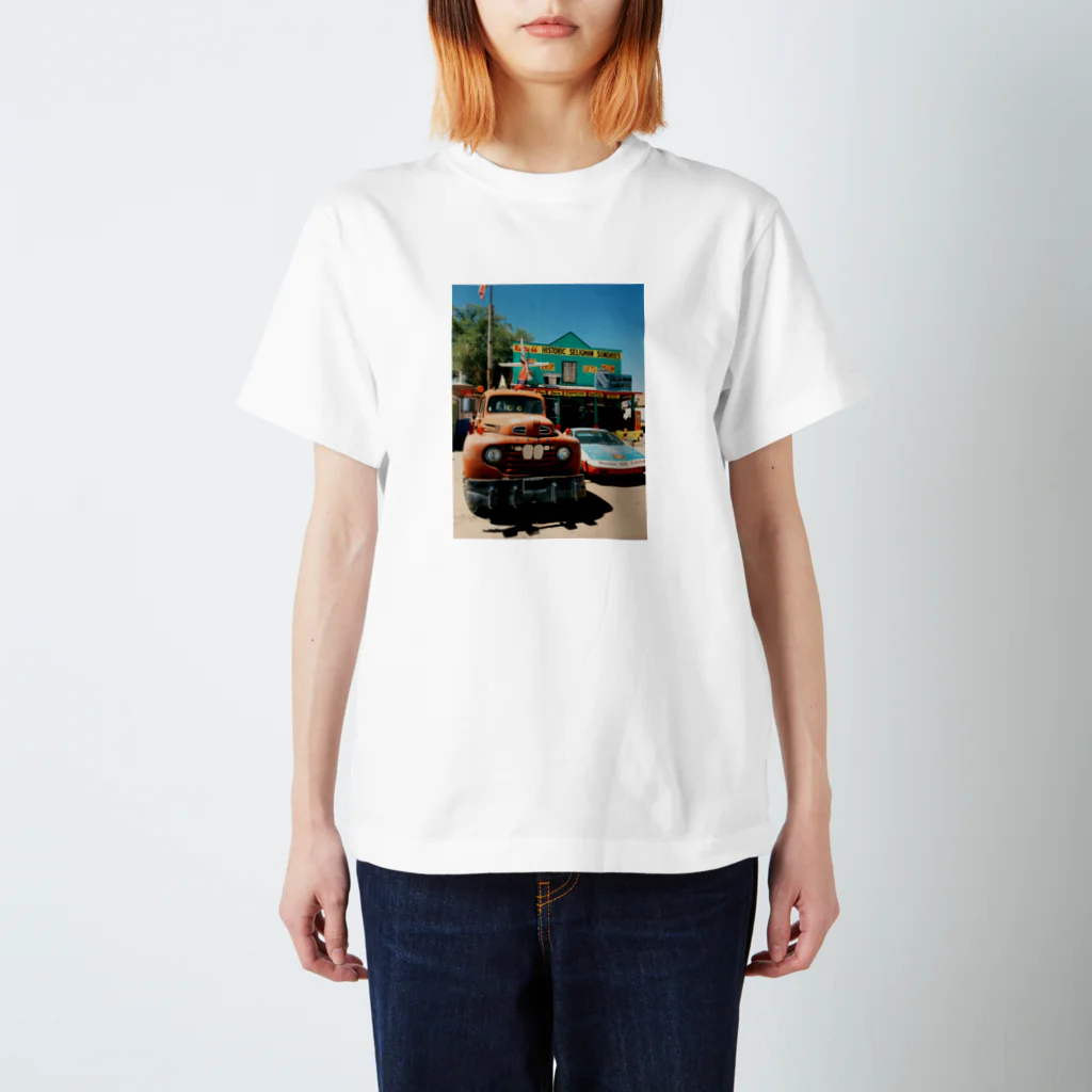 旅行行きたいの会のROUTE 66/Cars Regular Fit T-Shirt