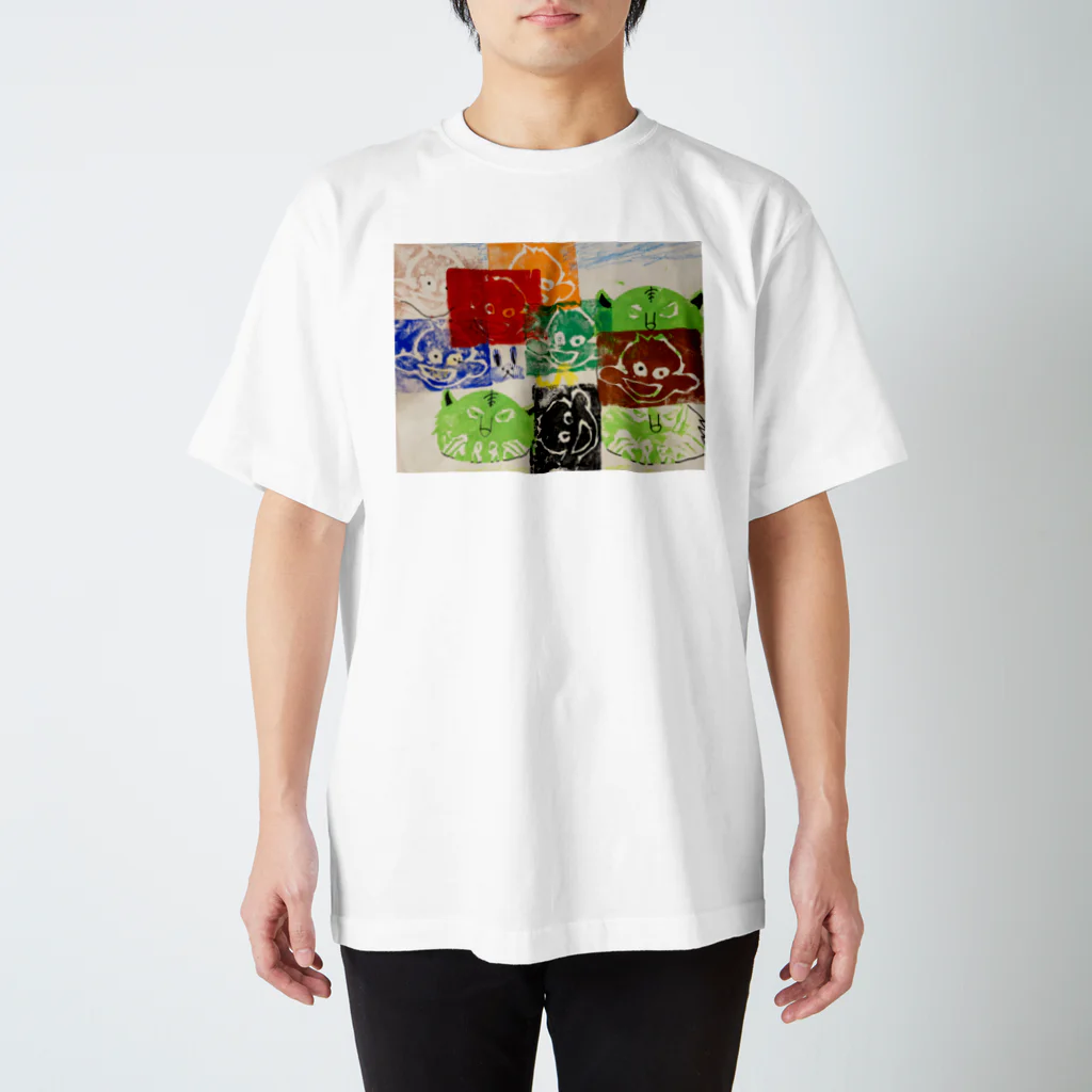 カリハSHOPの『干支』カリハTシャツ Regular Fit T-Shirt