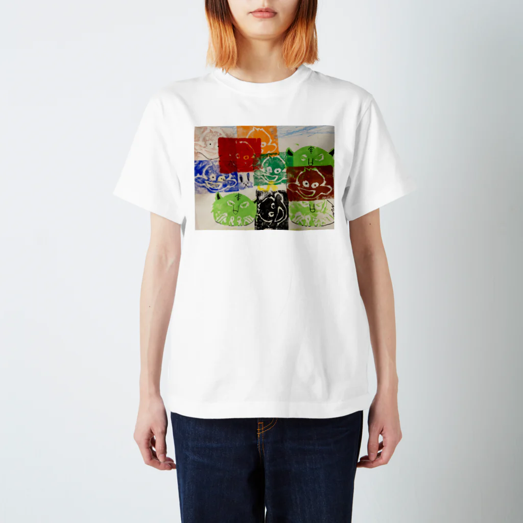 カリハSHOPの『干支』カリハTシャツ Regular Fit T-Shirt