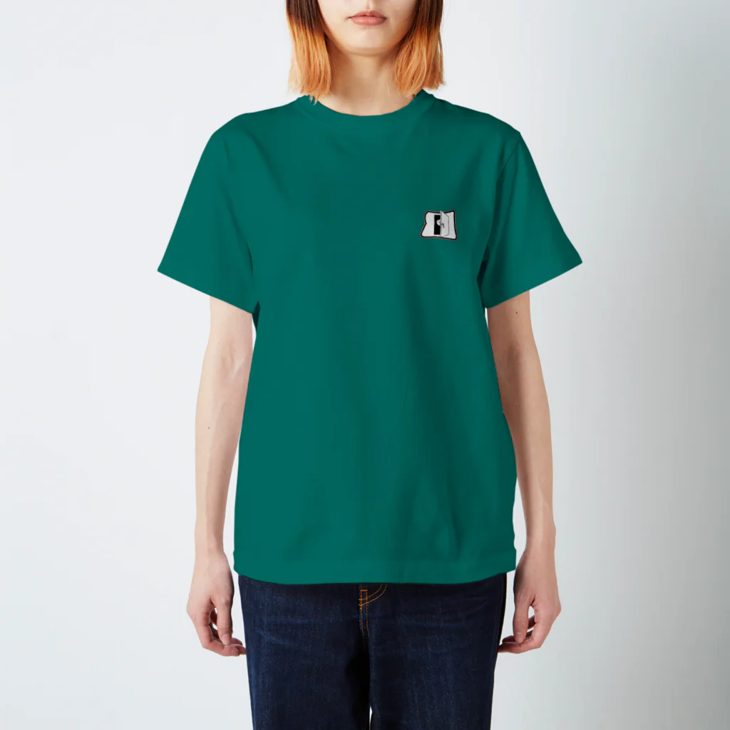 AIM HIGH Product さらなる高みが目指せる品々の半開きの闇 Regular Fit T-Shirt