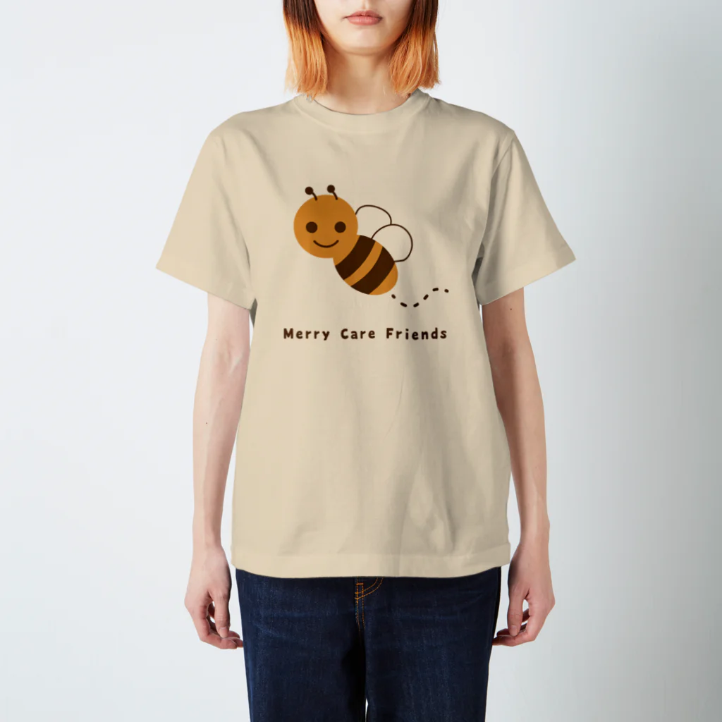 Merry Care Shopのはちさん　Merry Care Friends Regular Fit T-Shirt