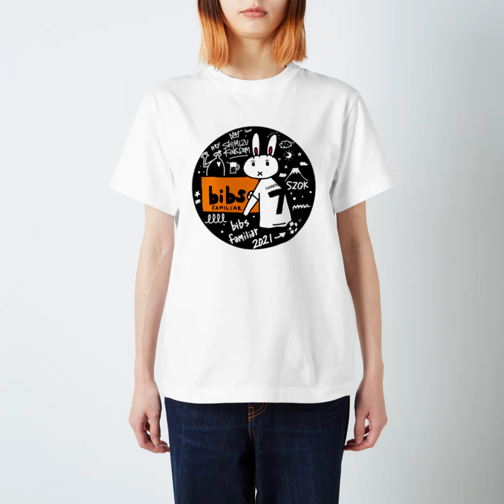 bibs familiarの看板うさぎ＿キッズも大人もTシャツ Regular Fit T-Shirt