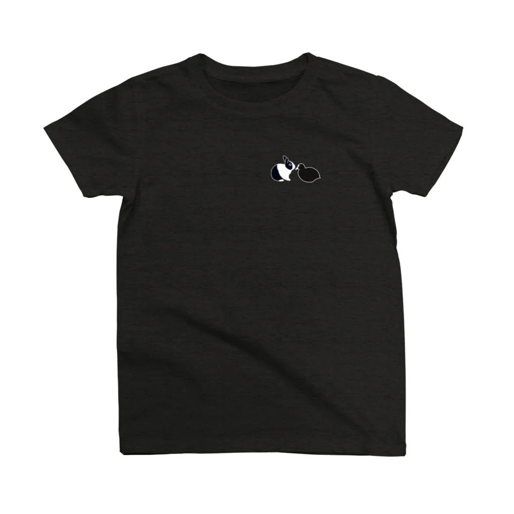 黒白部のダッチうさぎ(座)とオオバン Regular Fit T-Shirt