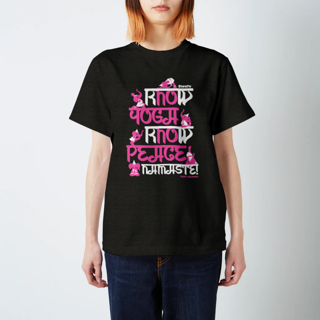 FOXY COLORSのヨガの先生ガネゾーくん Regular Fit T-Shirt