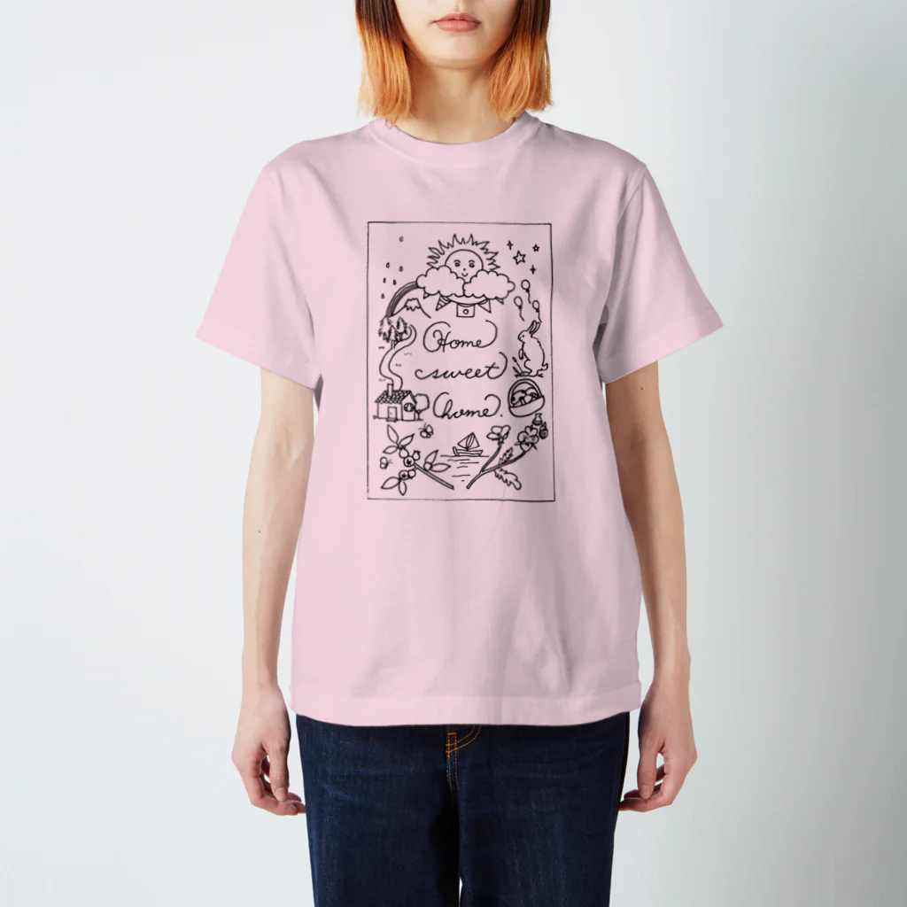 クロヤギシロヤギのHome sweet home Regular Fit T-Shirt