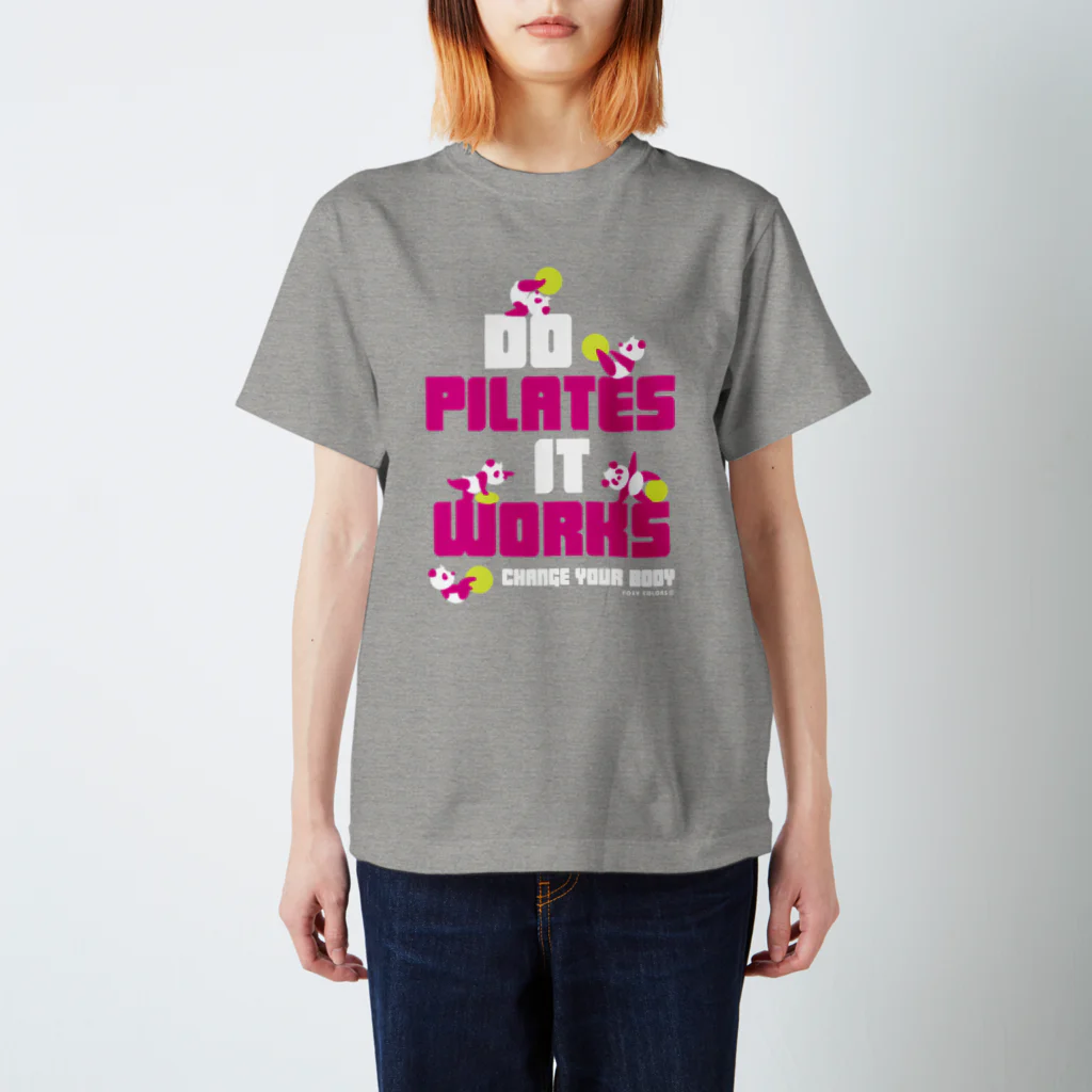 FOXY COLORSのピラティス PILATES ウェア パンダ Tシャツ pink Regular Fit T-Shirt
