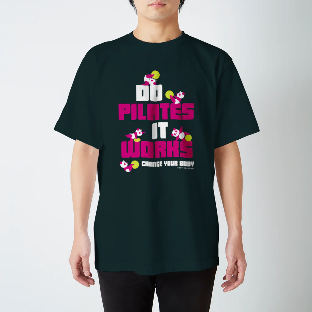 FOXY COLORSのピラティス PILATES ウェア パンダ Tシャツ pink Regular Fit T-Shirt