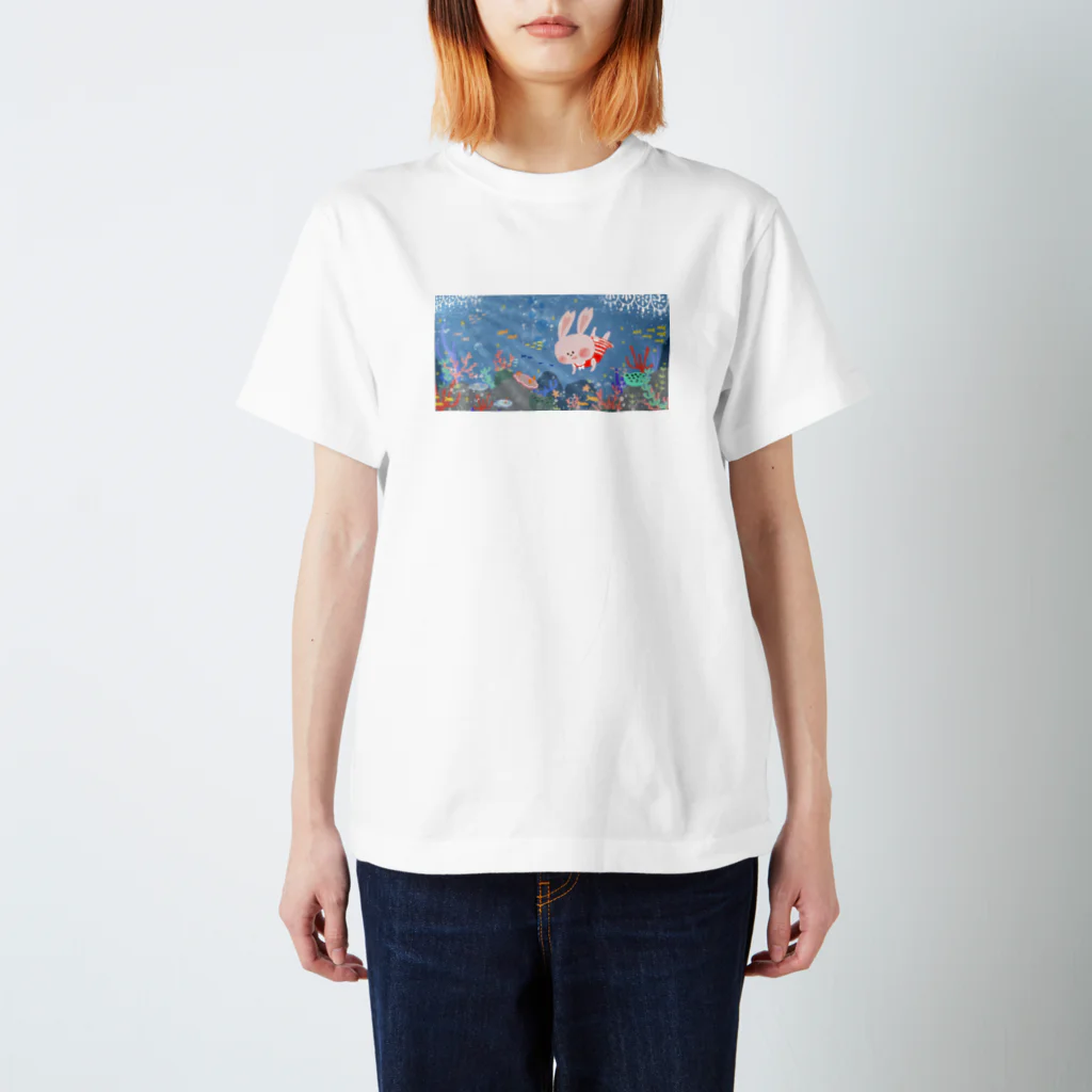 マエダレナ / イラストレーターのUnder The Sea！Ｔシャツ【Cherrymimmy】 Regular Fit T-Shirt