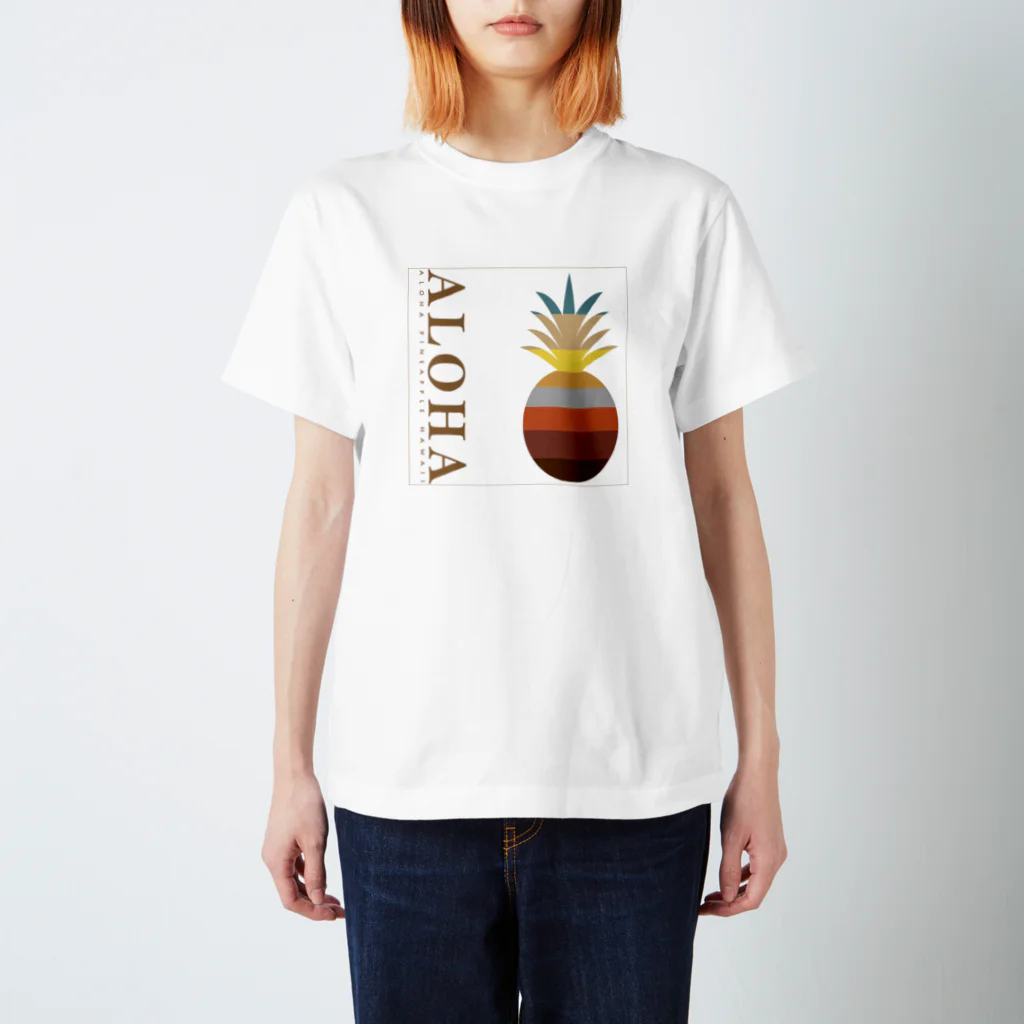 aloha_pineapple_hawaiiのALOHA パイナップル カフェオレ  102 Regular Fit T-Shirt