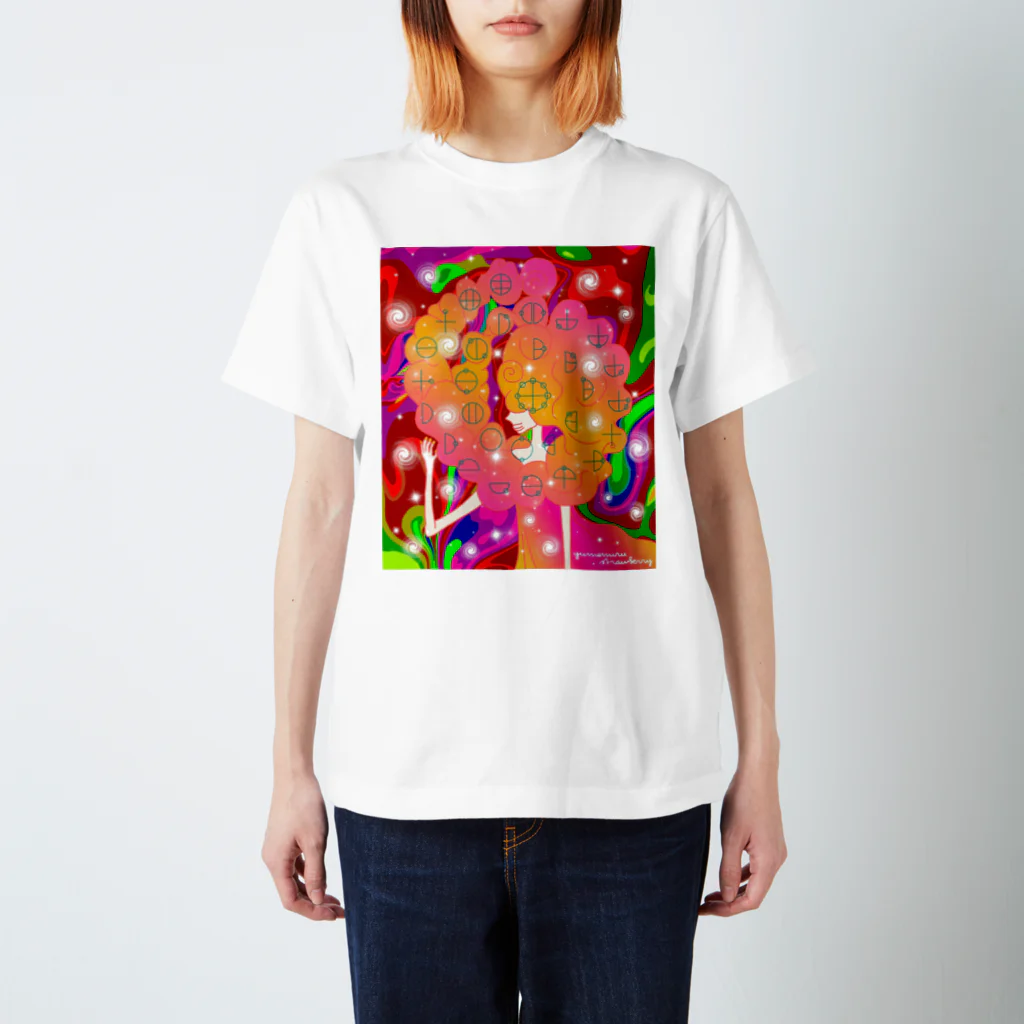 YUKIME（Yumemiru Strawberry）のカタカムナウタ姫 Regular Fit T-Shirt