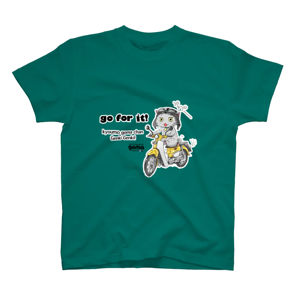 gomagomagoma-samaのカブでドライブ猫 Regular Fit T-Shirt