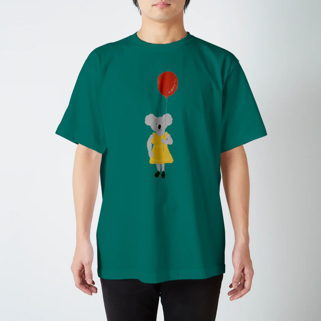 キッチン くろねこのコアラの風船 Regular Fit T-Shirt