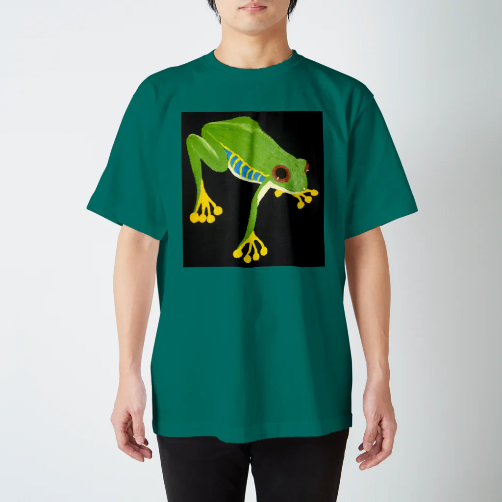 suzuejyaのアカメアマガエル Regular Fit T-Shirt